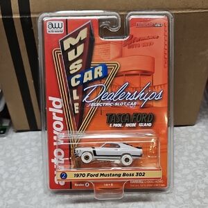auto world Dealerships 1970 Ford Mustang Boss 302 Slot Car iwheels